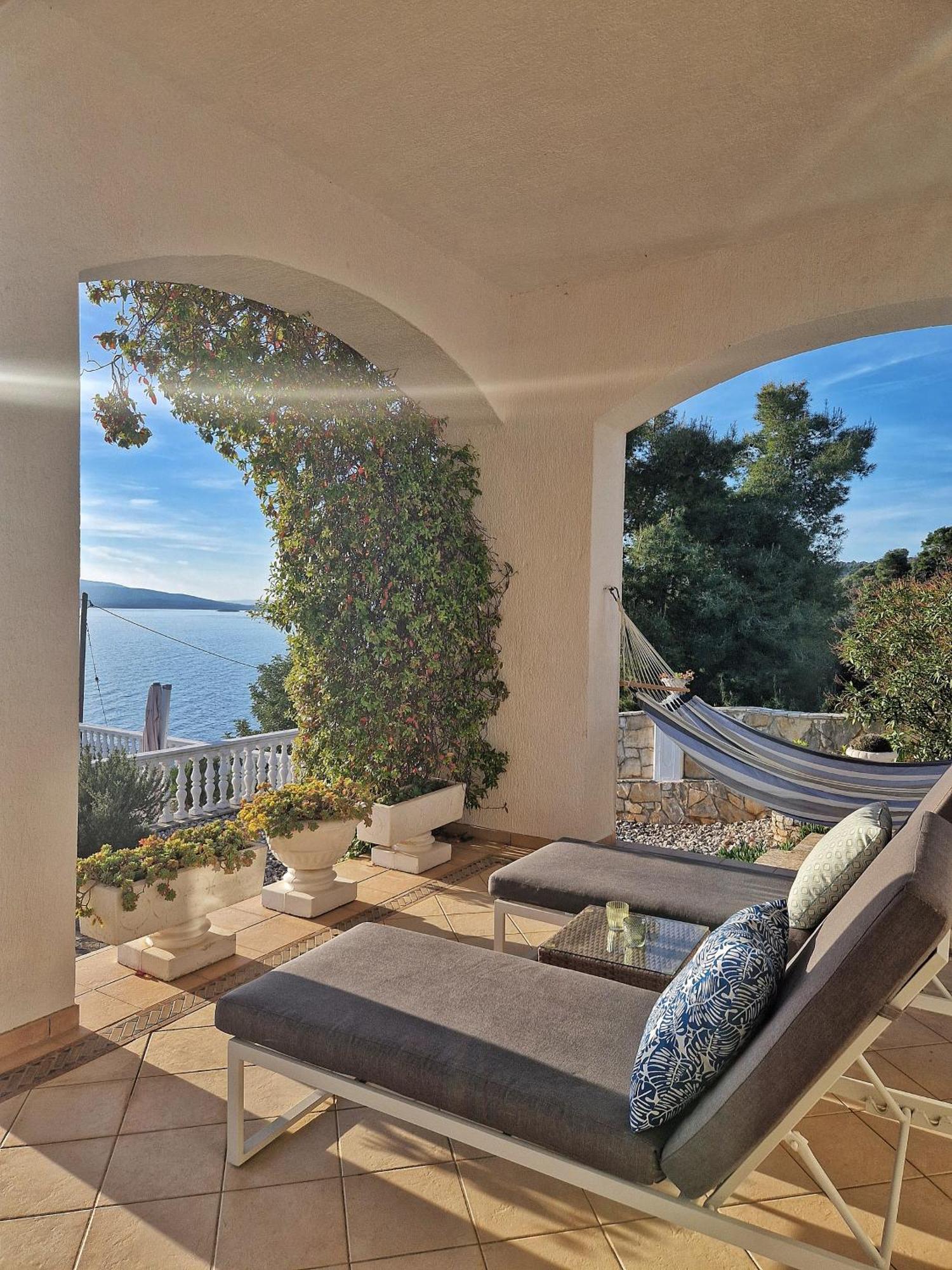 Villa Ensoleillee Solta Kroatien Стоморска Экстерьер фото